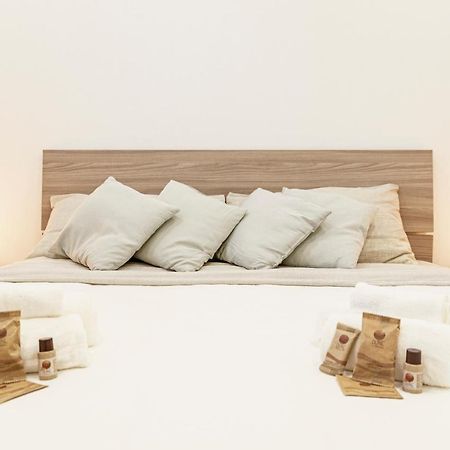 Spa & Relax Aesthetic Apartment 50M Dal Mare Monopoli Esterno foto