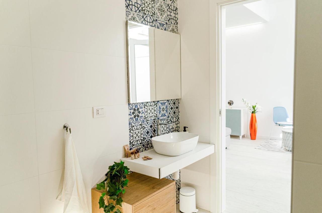 Spa & Relax Aesthetic Apartment 50M Dal Mare Monopoli Esterno foto