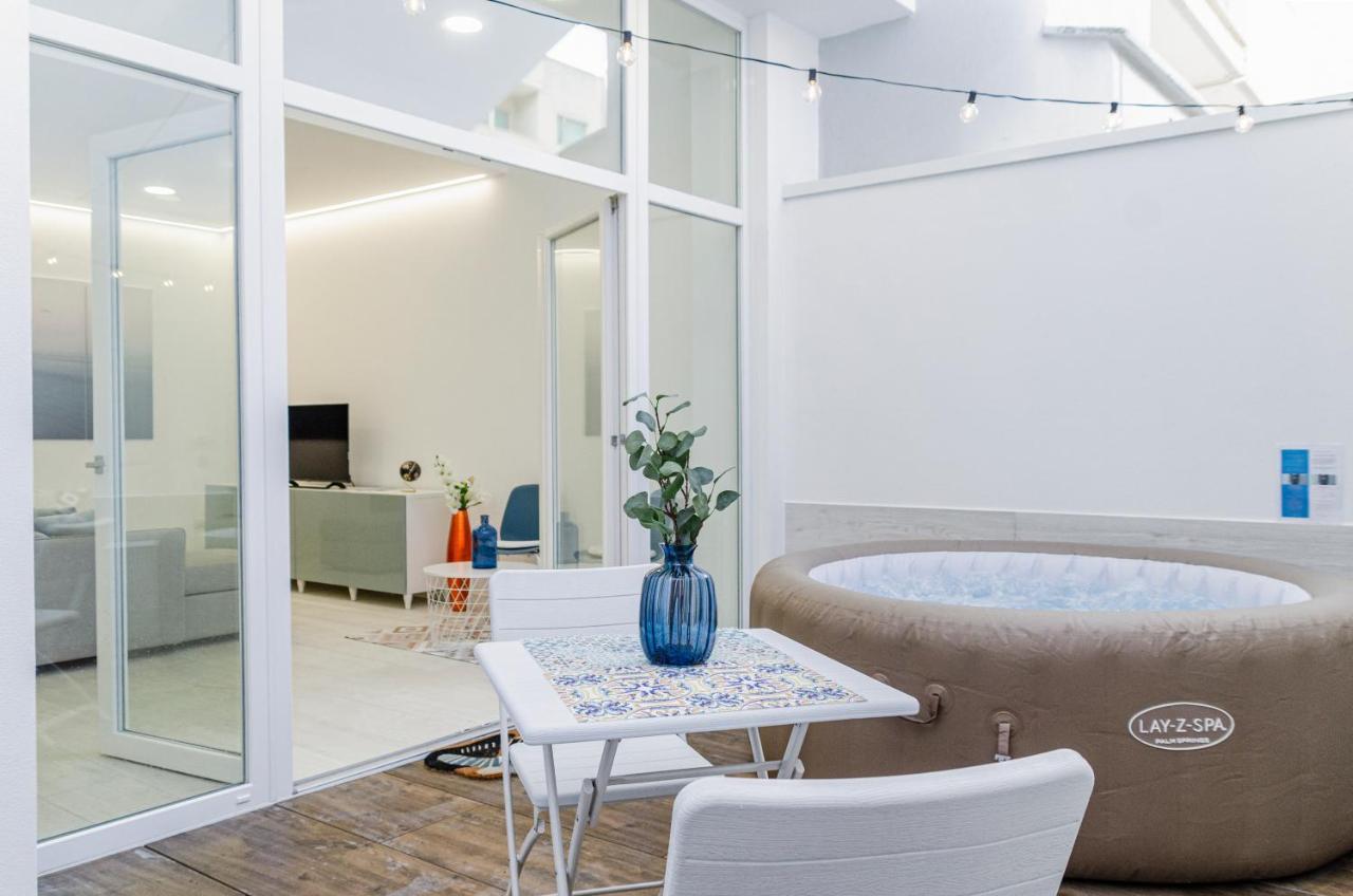 Spa & Relax Aesthetic Apartment 50M Dal Mare Monopoli Esterno foto