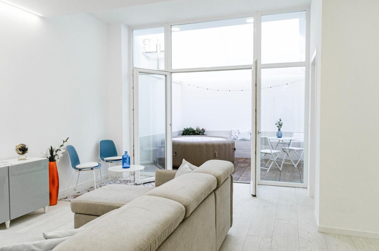 Spa & Relax Aesthetic Apartment 50M Dal Mare Monopoli Esterno foto